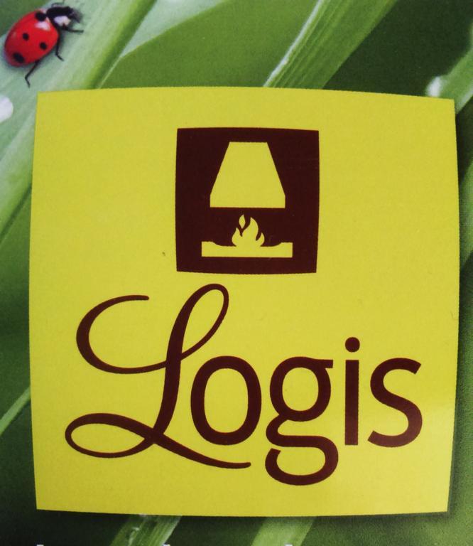 Logis Hotel Restaurant L'Oree Des Bois La Breille-les-Pins Bagian luar foto