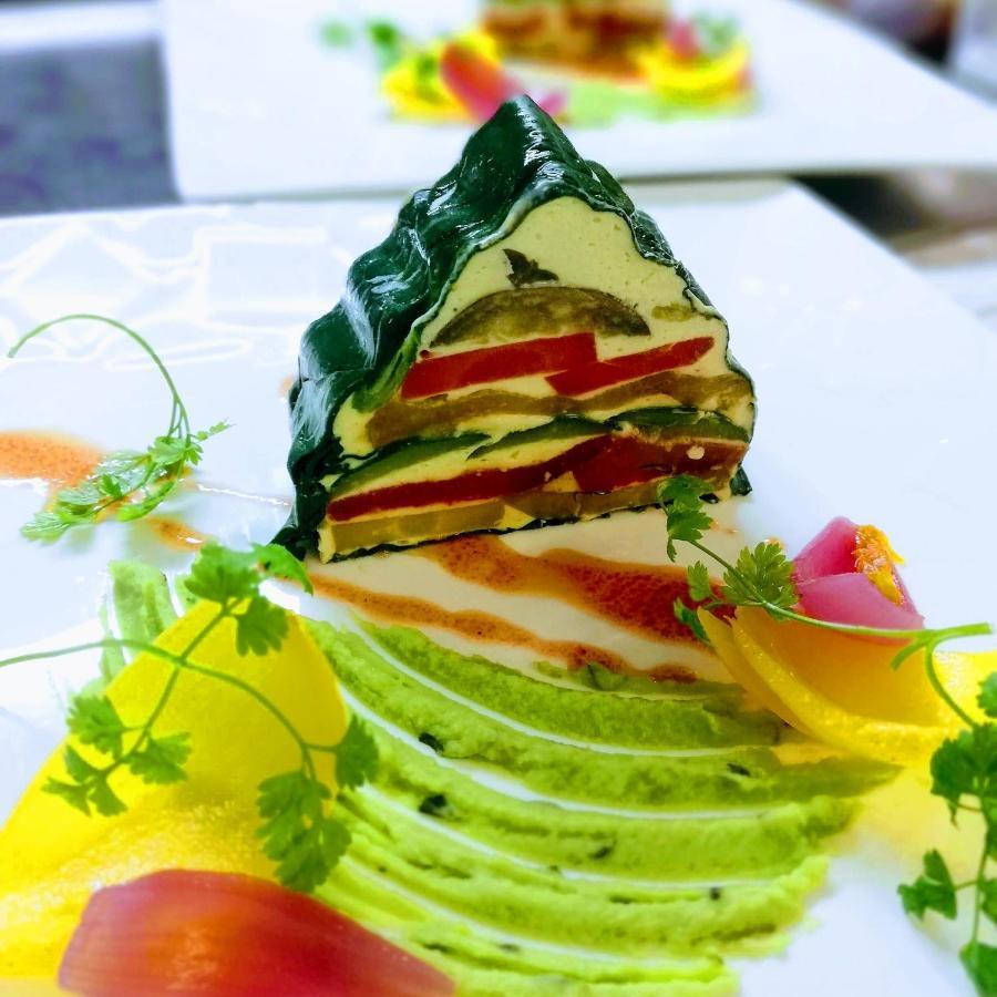 Logis Hotel Restaurant L'Oree Des Bois La Breille-les-Pins Bagian luar foto